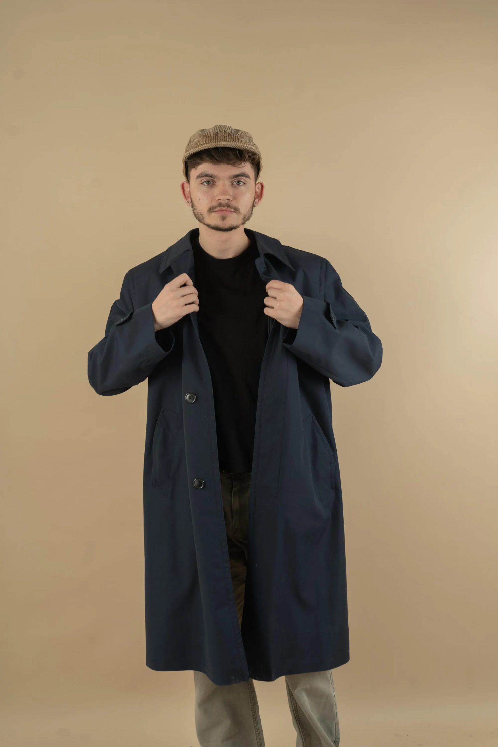 Single-breasted trench coat